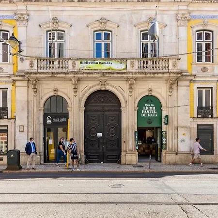 Plum Guide - Cherub'S Kiss شقة Lisboa